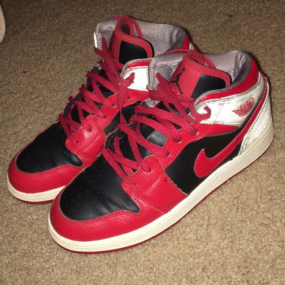 Retro 1s - Picture 2 of 2